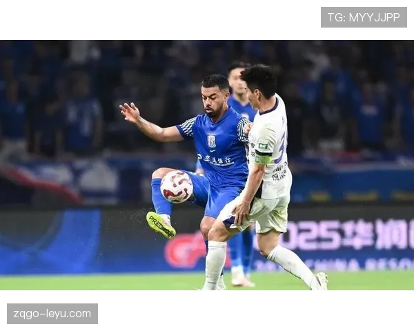 布斯克茨展现铁血防守，再次成为球队后防中坚