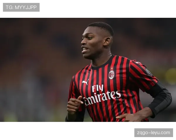 热那亚创新进攻套路彰显战术灵活，状态回暖迎战强敌信心十足