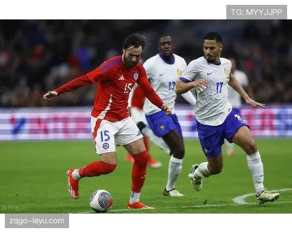 皇家社会球迷热情助威,球队状态强势回暖 皇家社会球迷热情助威,球队状态强势回暖