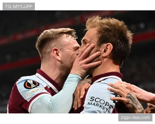 西汉姆联在莫耶斯的带领下表现稳健,争夺欧战席位走势清晰 西汉姆联在莫耶斯的带领下表现稳健,争夺欧战席位走势清晰